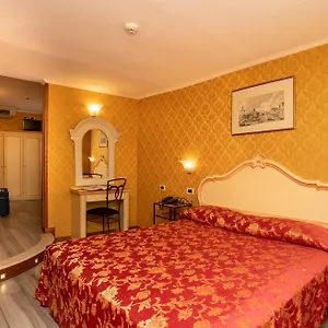 *** Hotel Tintoretto Italia